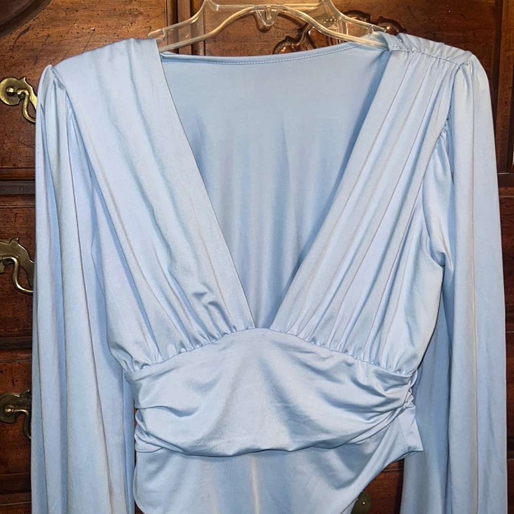 New without tags never worn XL light blue long sleeve pleated v neck bodysuit - Picture 10 of 10
